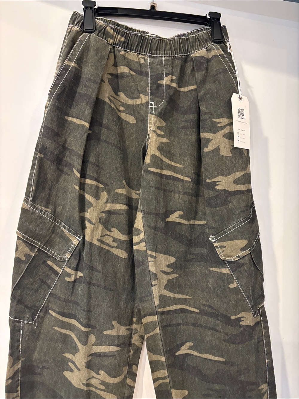 Wide Leg Women's Cargo Jumpsuit Pants in Olive Camo